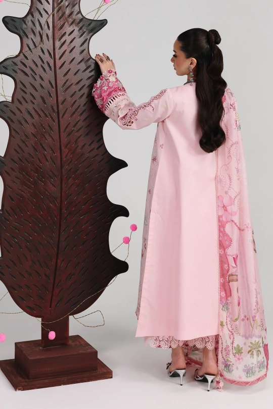 QALAMKAR Festive Lawn Collection 26' - QFL-04 NORAH - Image 4
