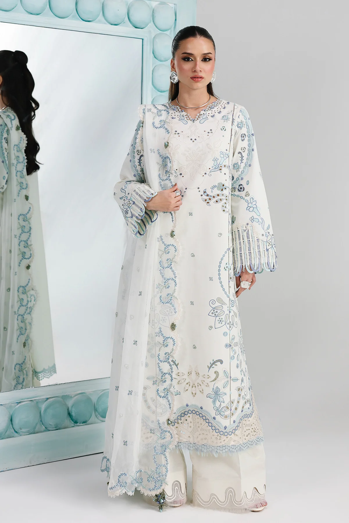 052A4547_698e4e96-8e9d-413b-b8b2-478370d81286 QALAMKAR Festive Lawn Collection 26' - QFL-03 IRMIN - Image 1